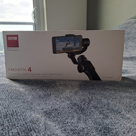 Smooth 4 - Picture 2 of 2